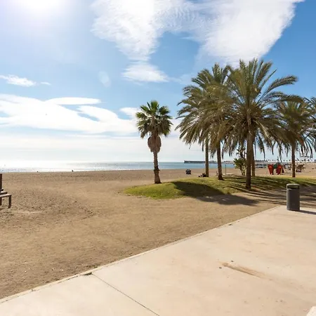 Bright Beachfront Apartment Malaga Exterior photo