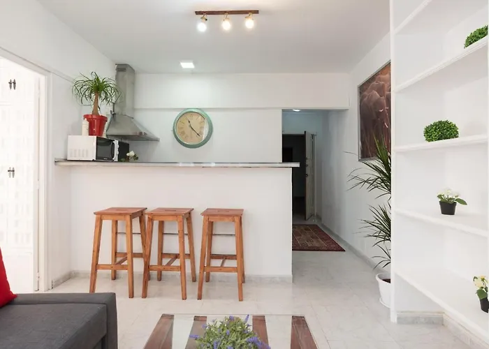 Bright Beachfront Apartment